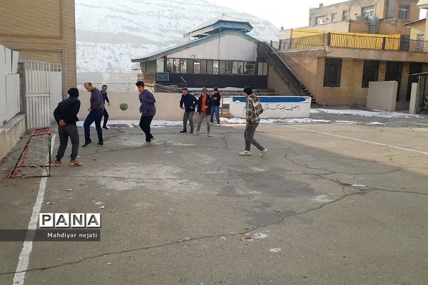 مسابقات فوتبال جام شهید حاج قاسم سلیمانی در مدارس رودهن
