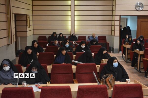 برگزاری جلسه بصیرتی کانون بسیج فرهنگیان ناحیه یک مشهد