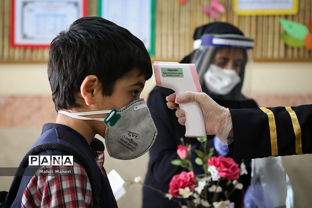 لزوم پایش مدارس در موج جدید کرونا