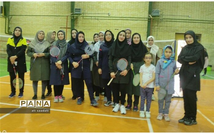  برگزاری یک دوره مسابقات بدمینتون ویژه بانوان فرهنگی شهرستان کلات