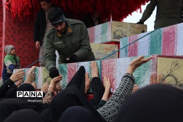 بدرقه نامداران افلاک تا بهشت در شهرستان ورزنه