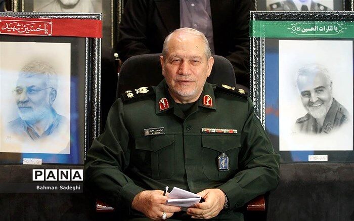 جبهه مقاومت در آینده نظم جدید جهانی را در برابر استکبار رهبری خواهد کرد