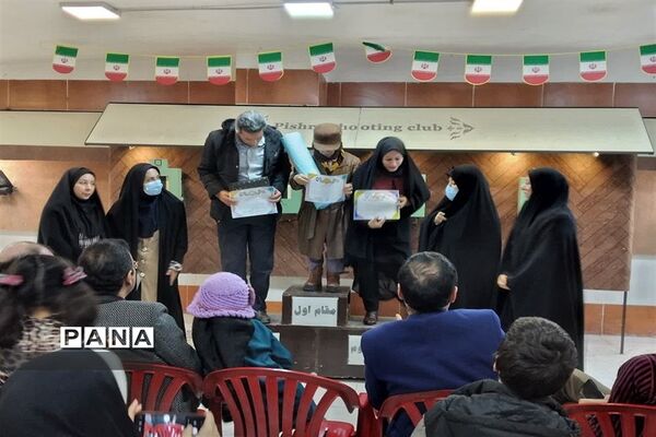 مسابقه تیراندازی با تفنگ بادی به‌مناسبت هفته بصیرت در شهرستان قدس