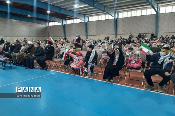 همایش سربازان کوچک سردار دلها در شهرستان قرچک