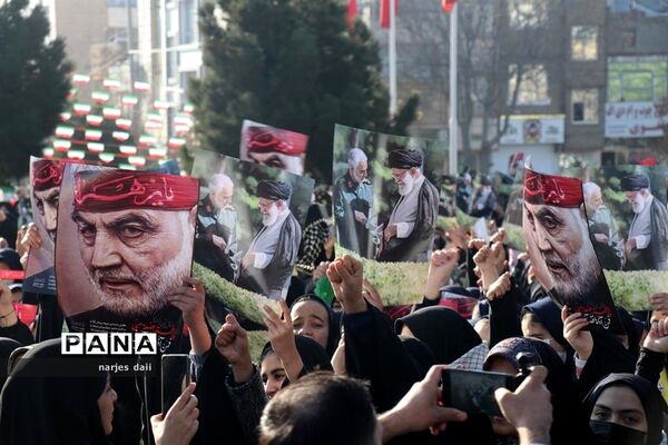 تشییع پیکر شهید گمنام ومراسم خاکسپاری در اردوگاه ثامن الحجج (ع)مشهد
