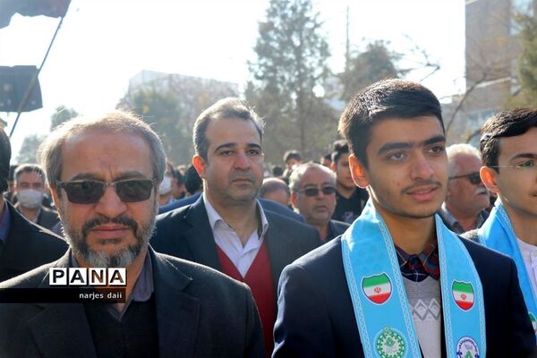 تشییع پیکر شهید گمنام ومراسم خاکسپاری در اردوگاه ثامن الحجج (ع)مشهد