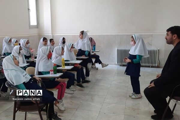 کارگاه فن‌بیان و اعتمادبه نفس در دبستان سما یک رودهن