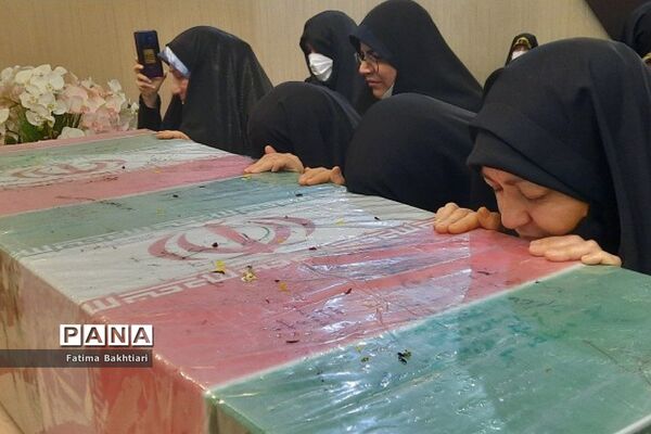 تشییع پیکر دو شهید گمنام در ناحیه یک شهرری
