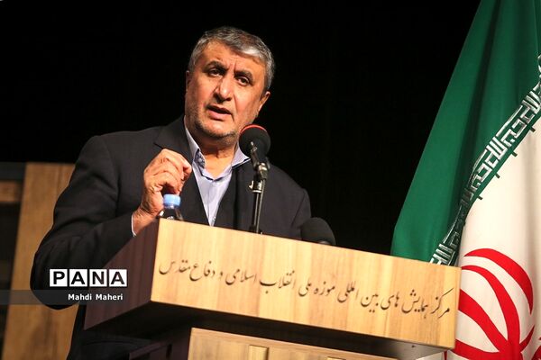 اختتامیه دومین یادواره روایتگری سردار مقاومت « نشان سلیمانی »