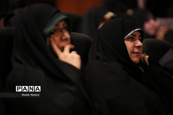 اختتامیه دومین یادواره روایتگری سردار مقاومت « نشان سلیمانی »