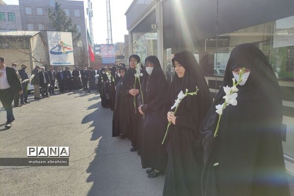 تشییع پیکر شهدای گمنام در اداره آموزش و پرورش شهرستان شهریار