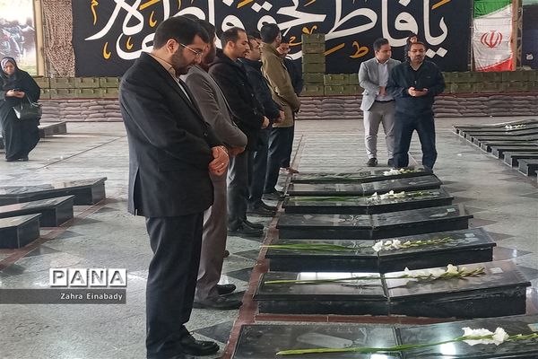 گلباران مزار شهدا به‌مناسبت سالروز شهادت سردار دل‌ها