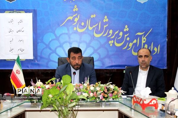 تجلیل از نفرات برگزیده جشنواره عهد کودکان دبستانی با حاج قاسم سلیمانی