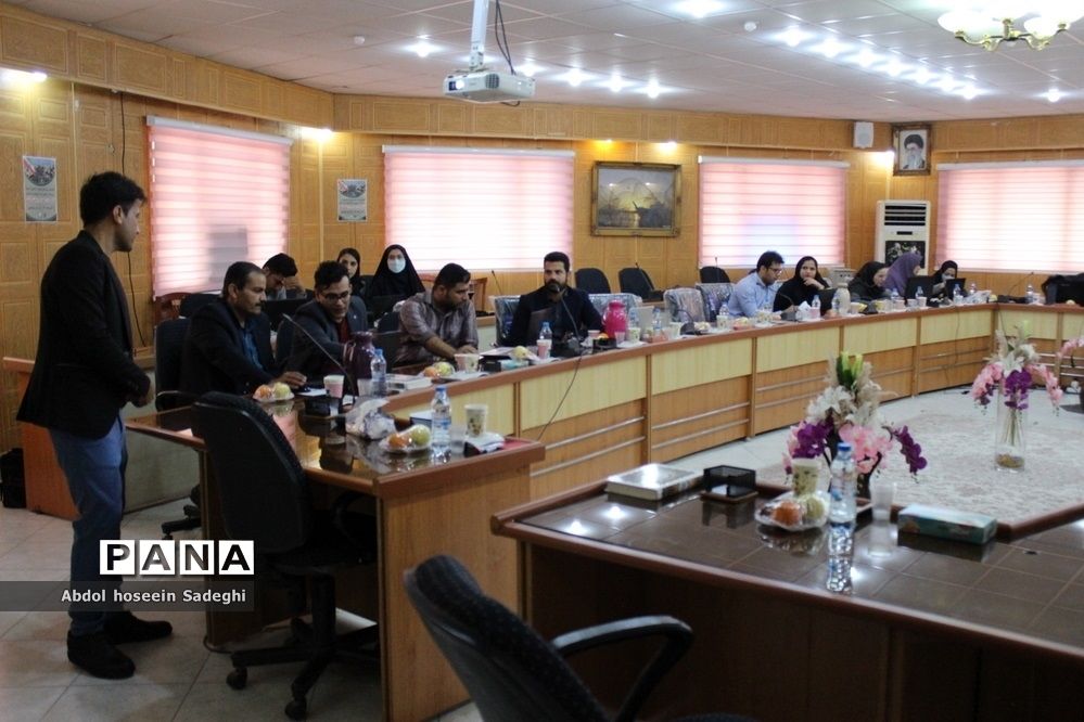 کارگاه آموزشی سواد دیجیتال، علوم رایانه و مهارت برنامه‌نویسی در بوشهر