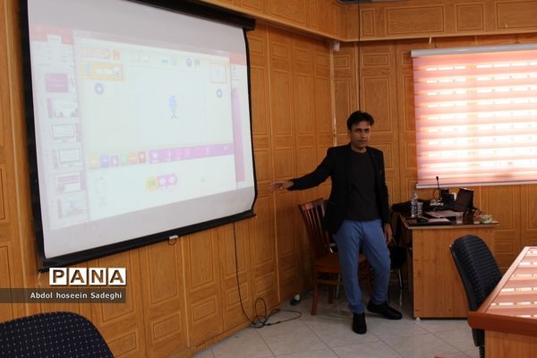 کارگاه آموزشی سواد دیجیتال، علوم رایانه و مهارت برنامه‌نویسی در بوشهر