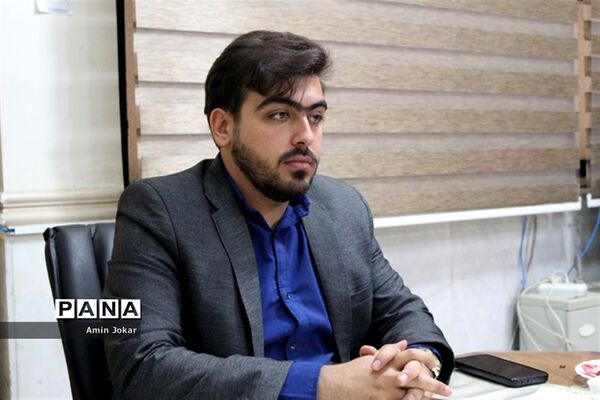 مراسم تکریم و معارفه مدیر کتابخانه دانش‌آموز در شیراز