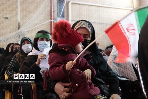 تجدید میثاق دانش‌آموزان آباده با سردار دل‌ها