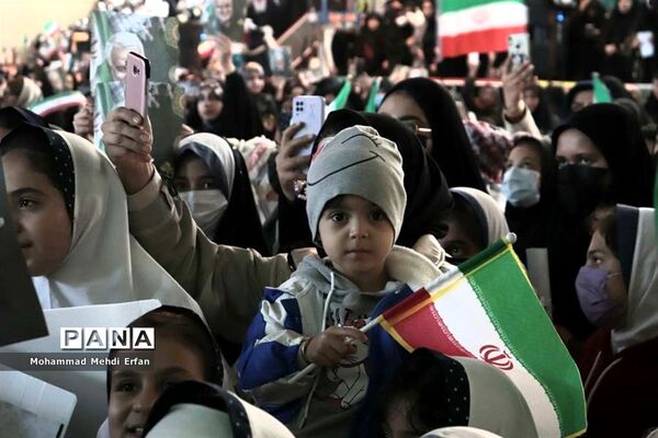 تجدید میثاق دانش‌آموزان آباده با سردار دل‌ها