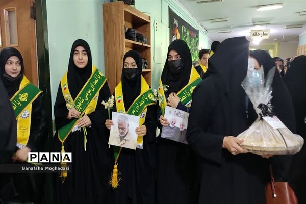 تجدید پیمان فرزندان حاج قاسم با شهدا در شیراز