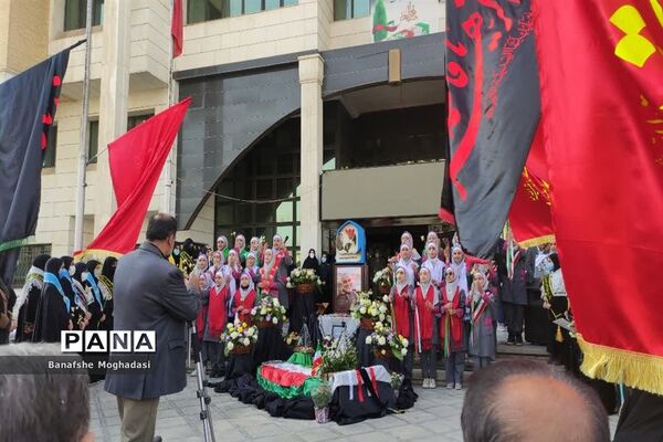 تجدید پیمان فرزندان حاج قاسم با شهدا در شیراز