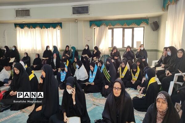 تجدید پیمان فرزندان حاج قاسم با شهدا در شیراز
