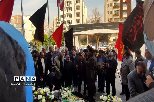 تجدید پیمان فرزندان حاج قاسم با شهدا در شیراز