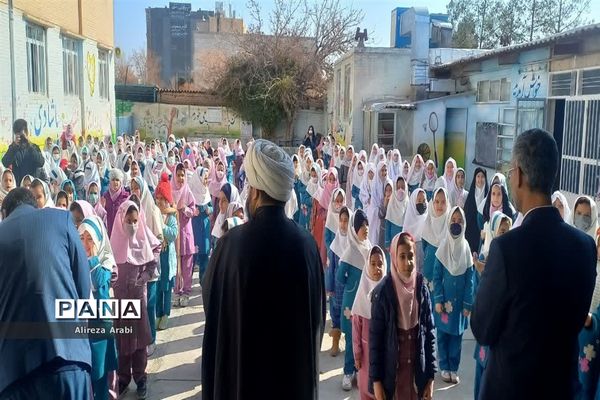 بازدید نماینده مجلس شورای اسلامی شهر ترشیز از مدارس کاشمر