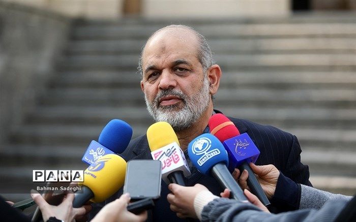 پیام وزیر کشور در پی انتصاب سردار رادان به سمت فرمانده کل انتظامی