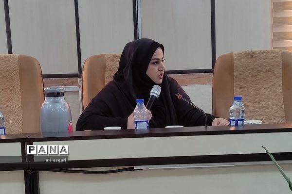 نشست خبری مدیر آموزش و پرورش شهرستان شهریار با اصحاب رسانه