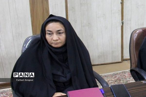 جلسه مربیان سازمان دانش‌آموزی منطقه آب‌پخش استان بوشهر