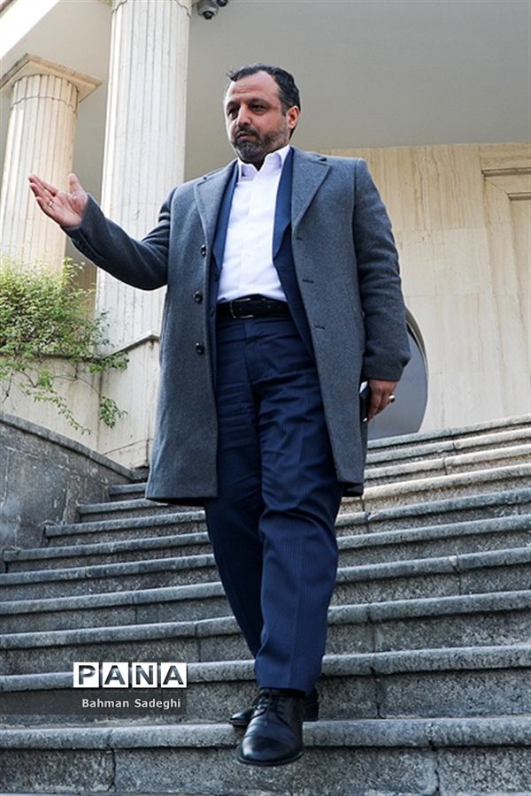 حاشیه جلسه هیات دولت -۱۴  دی