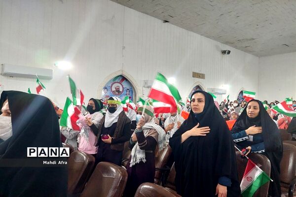 برگزاری مراسم گرامیداشت سالگرد شهادت حاج قاسم سلیمانی در مدارس شهرستان بهبهان