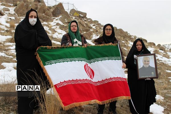 کوهنوردی مربیان سازمان دانش‌آموزی