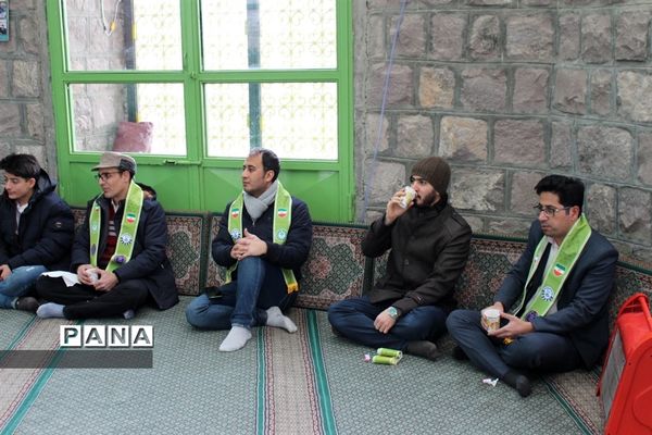 کوهنوردی مربیان سازمان دانش‌آموزی