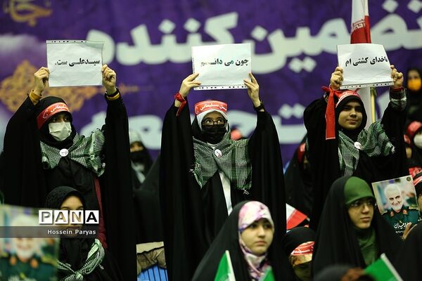 اجتماع بزرگ دختران حاج قاسم