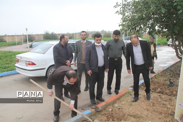تقدیر از گزینشگران و کاشت نهال به مناسبت سالروز تشکیل نهاد گزینش در شهرستان بهبهان
