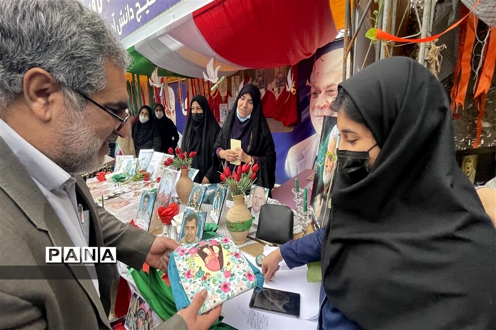 آیین سومین یادواره شهدای فرهنگی ناحیه یک اهواز