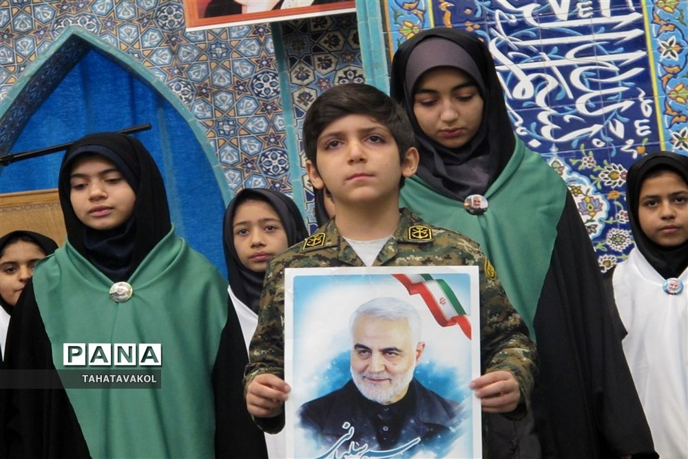 برگزاری نخستین عهدواره دانش‌آموزی شهید حاج قاسم سلیمانی در نماز جمعه شهرستان پردیس