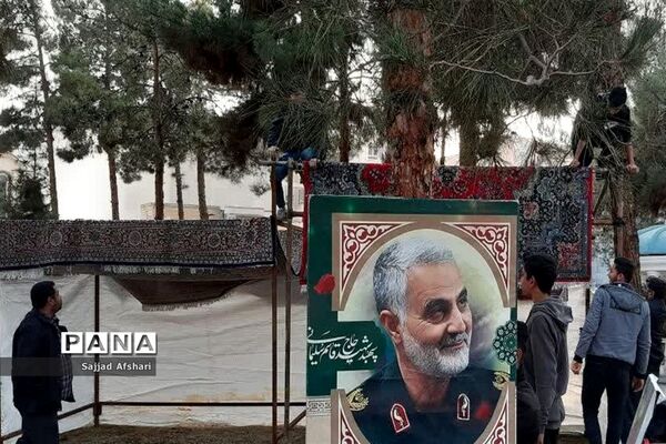 برپایی ایستگاه صلواتی توسط سازمان دانش‌آموزی استان سمنان‌
