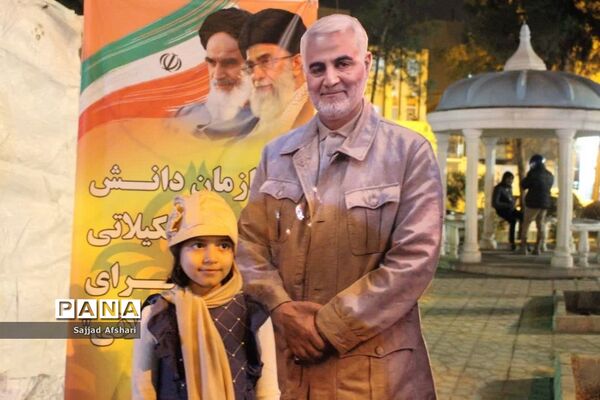 برپایی ایستگاه صلواتی توسط سازمان دانش‌آموزی استان سمنان‌