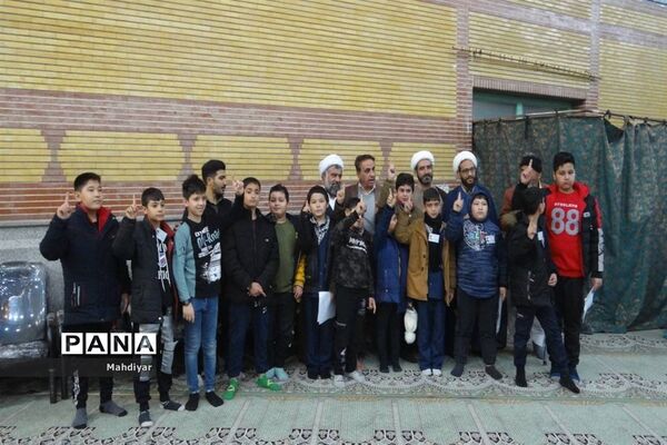 دیدار دانش‌‌آموزان روستای طغان با امام جمعه بخش جوادآباد