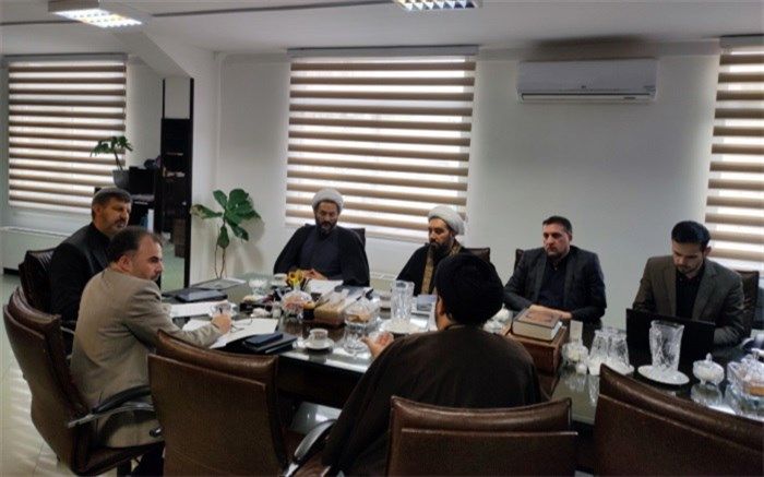 استفاده دانش‌آموزان و فرهنگیان از ظرفیت بقاع متبرکه