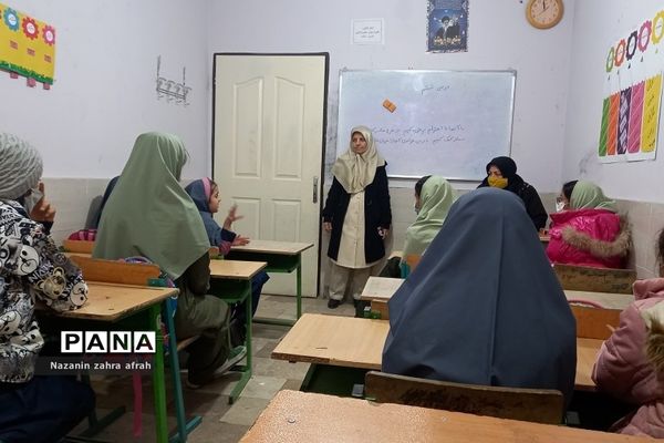 برگزاری جلسات اعضای شورای دانش‌آموزی در مدارس رودهن