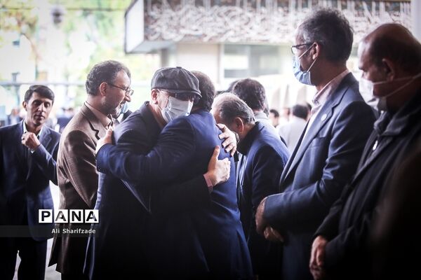 مراسم ختم پدر رئیس دانشگاه تهران