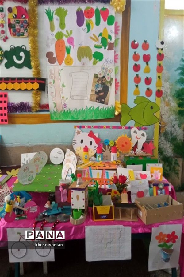 نمایشگاه طرح بوم و مواد دور ریختنی دوست داشتنی در قادرآباد