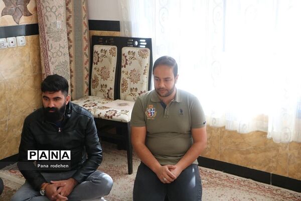 دیدار فرماندار شهرستان دماوند با خانواده شهدا در هفته تکریم مادران و همسران شهدا