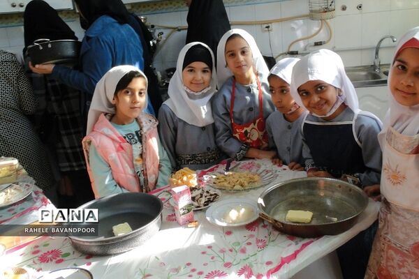 برگزاری کارگاه آموزش آشپزی مادران و دختران در فشافویه