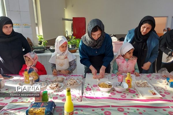برگزاری کارگاه آموزش آشپزی مادران و دختران در فشافویه