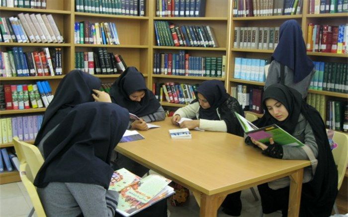 مطالعه در گذشته، چراغ راهی برای زندگی بهتر در آینده است