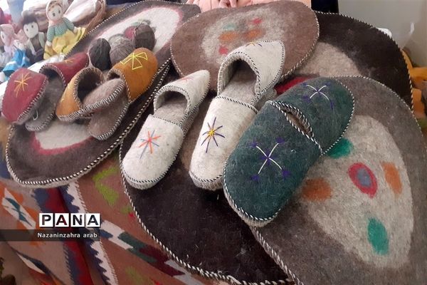 نمایشگاه دستاوردهای زنان روستایی وعشایری ورامین